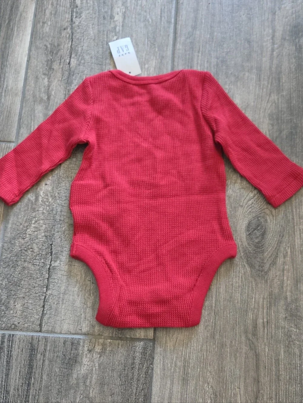 GAP Baby NWT 0-3 Months Red Quilted Hoodie, Bodysuit & Striped Footed Pants Set